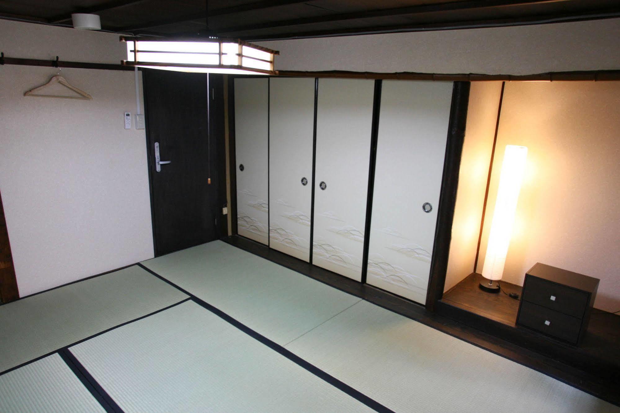 Guesthouse Omotenashi Kyōto Esterno foto