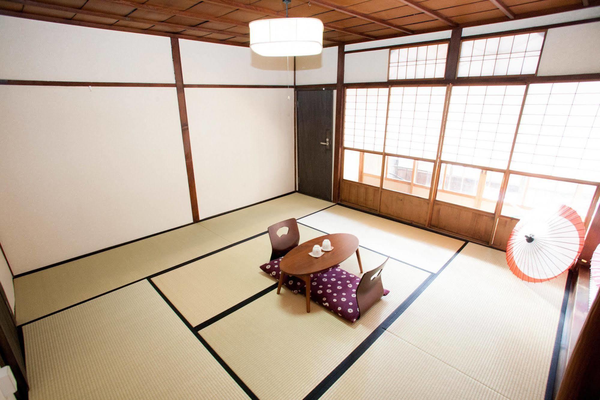 Guesthouse Omotenashi Kyōto Esterno foto